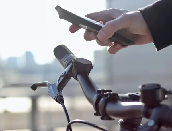 Support smartphone magnétique universel Shapeheart, vue 3